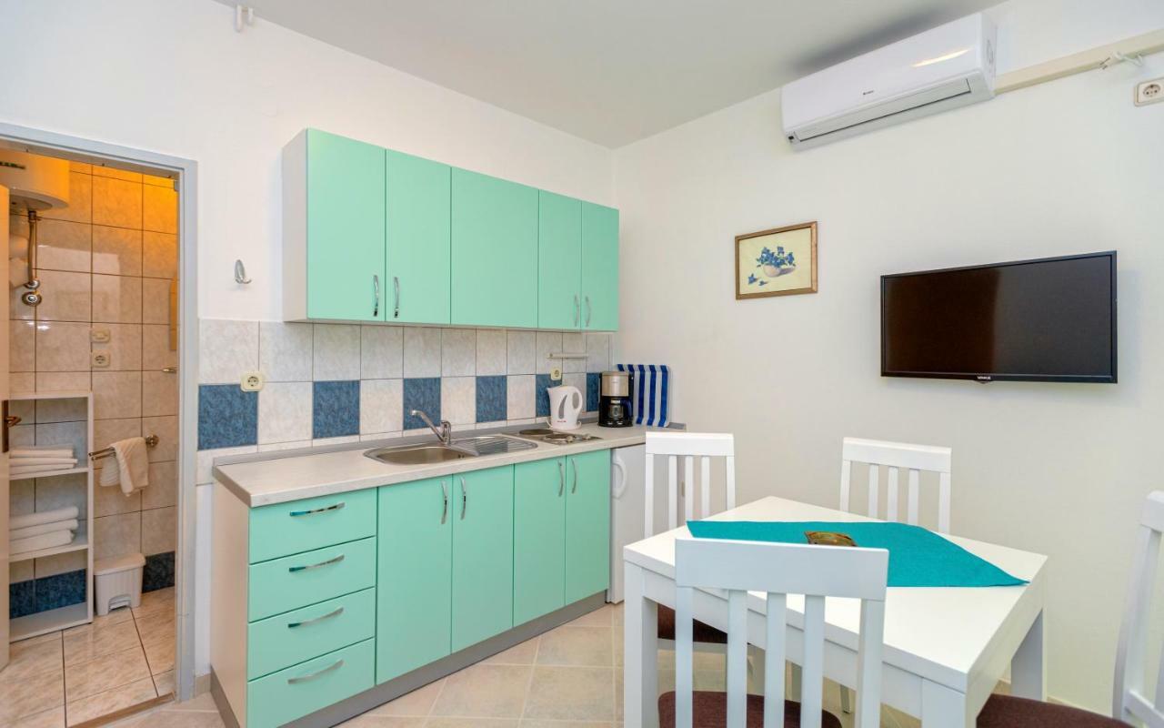 Apartments Ana Buratovic Стари Град Екстериор снимка