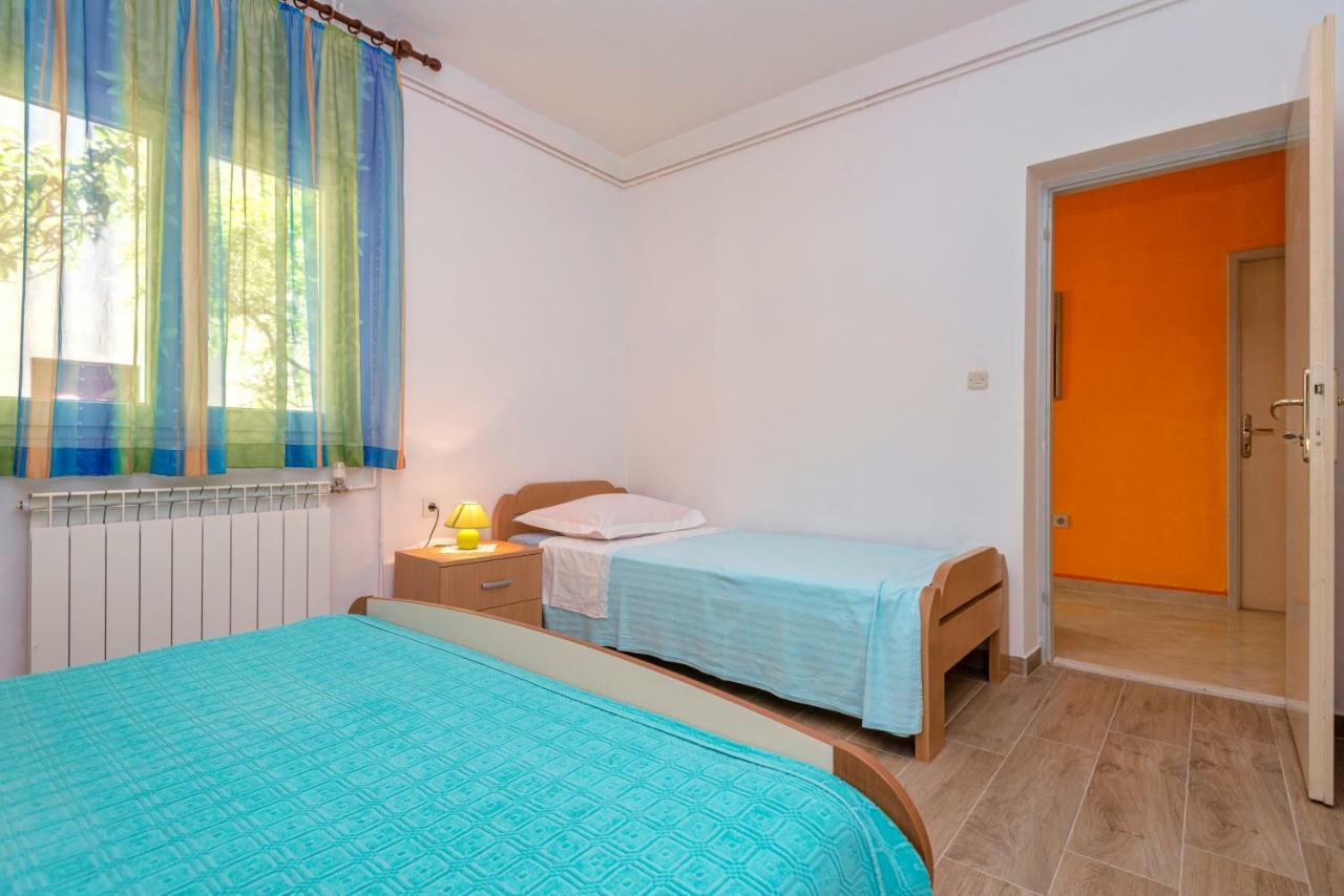 Apartments Ana Buratovic Стари Град Екстериор снимка